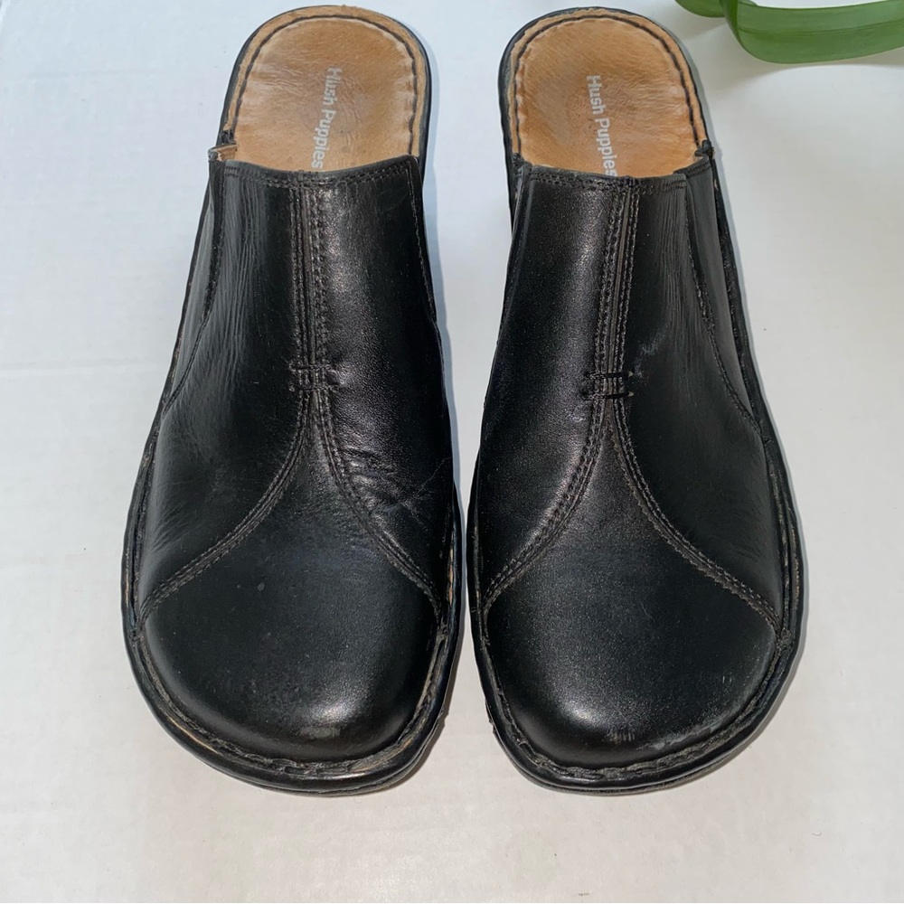 Hush Puppies Black Leather Slip-on Clog